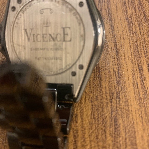 VicencE Swiss Black Watch - Picture 7 of 9